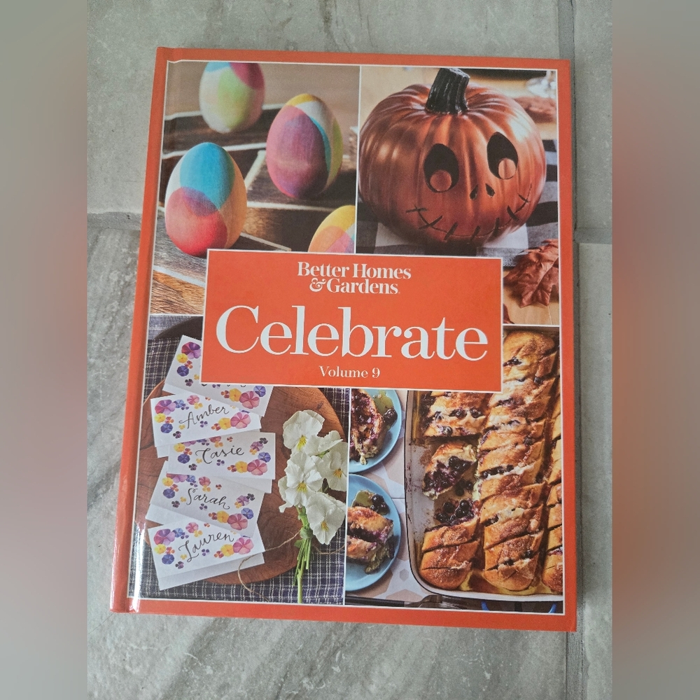Better Homes & Gardens Celebrate Volume 9 Hardcover Cookbook Holiday Recipes - Picture 2 of 13